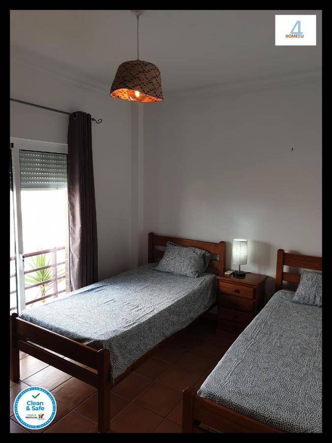 Home4U - Fantastic 2 Bedroom Apartment, With Pool กาบานัส เด ตาวีรา ภายนอก รูปภาพ